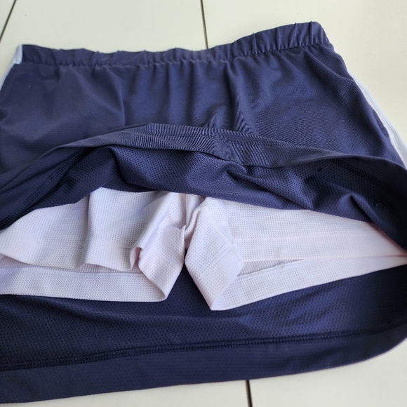 Nike Womens Golf Dri Fit Navy Blue White Stripe Skirt Skort Pockets Stretch M - Picture 9 of 11